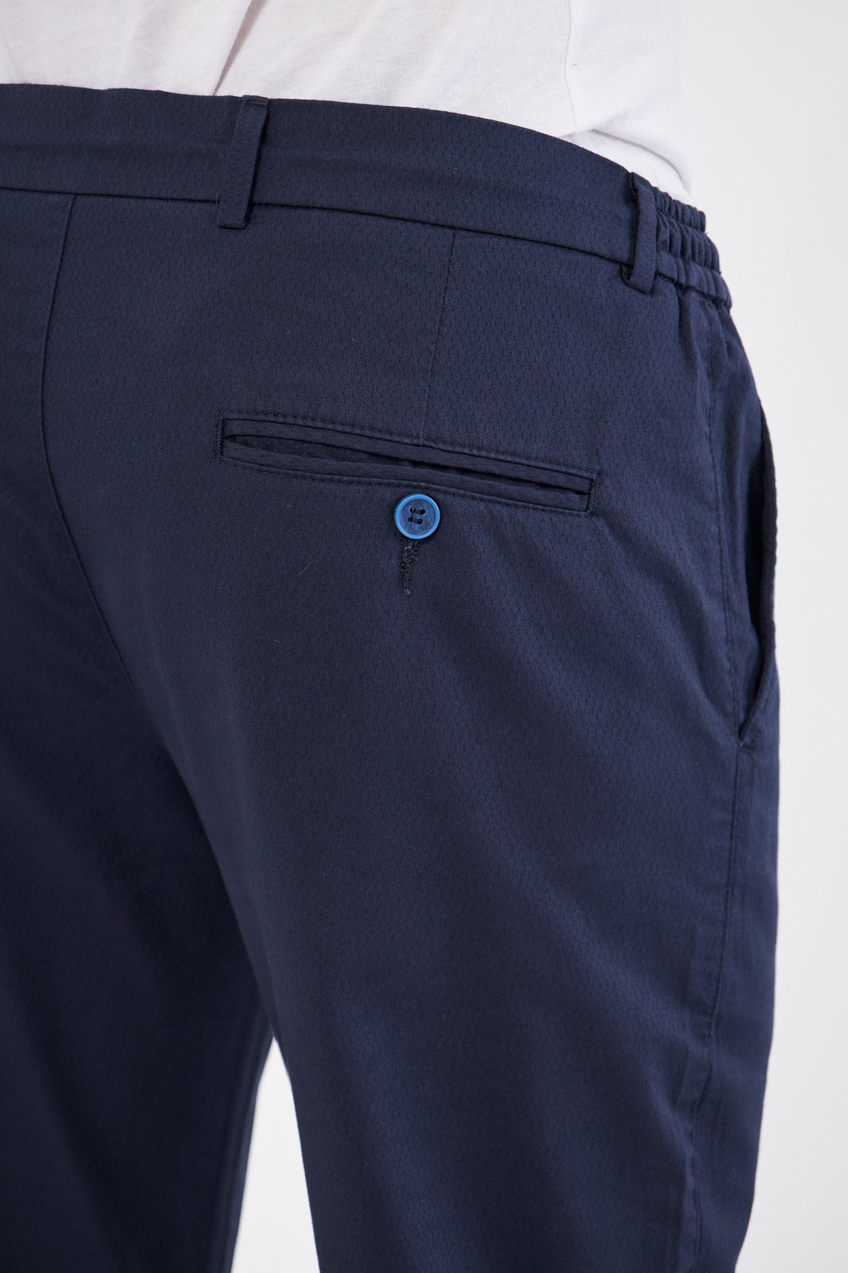 Ara Mevsimlik Slim Fit Pamuklu Beli Yarım Lastikli Koyu Lacivert Erkek Pantolon - Rahatlıkta Şıklık