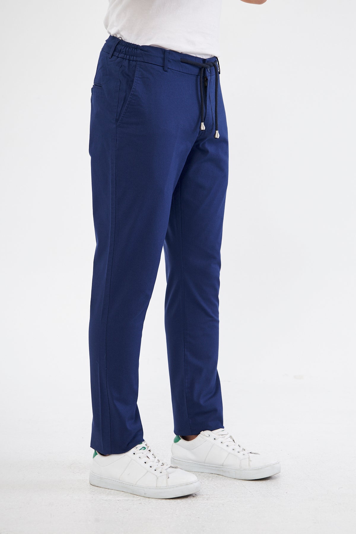 Ara Mevsimlik Slim Fit Pamuklu Beli Yarım Lastikli Açık Lacivert Erkek Pantolon - Rahatlıkta Şıklık