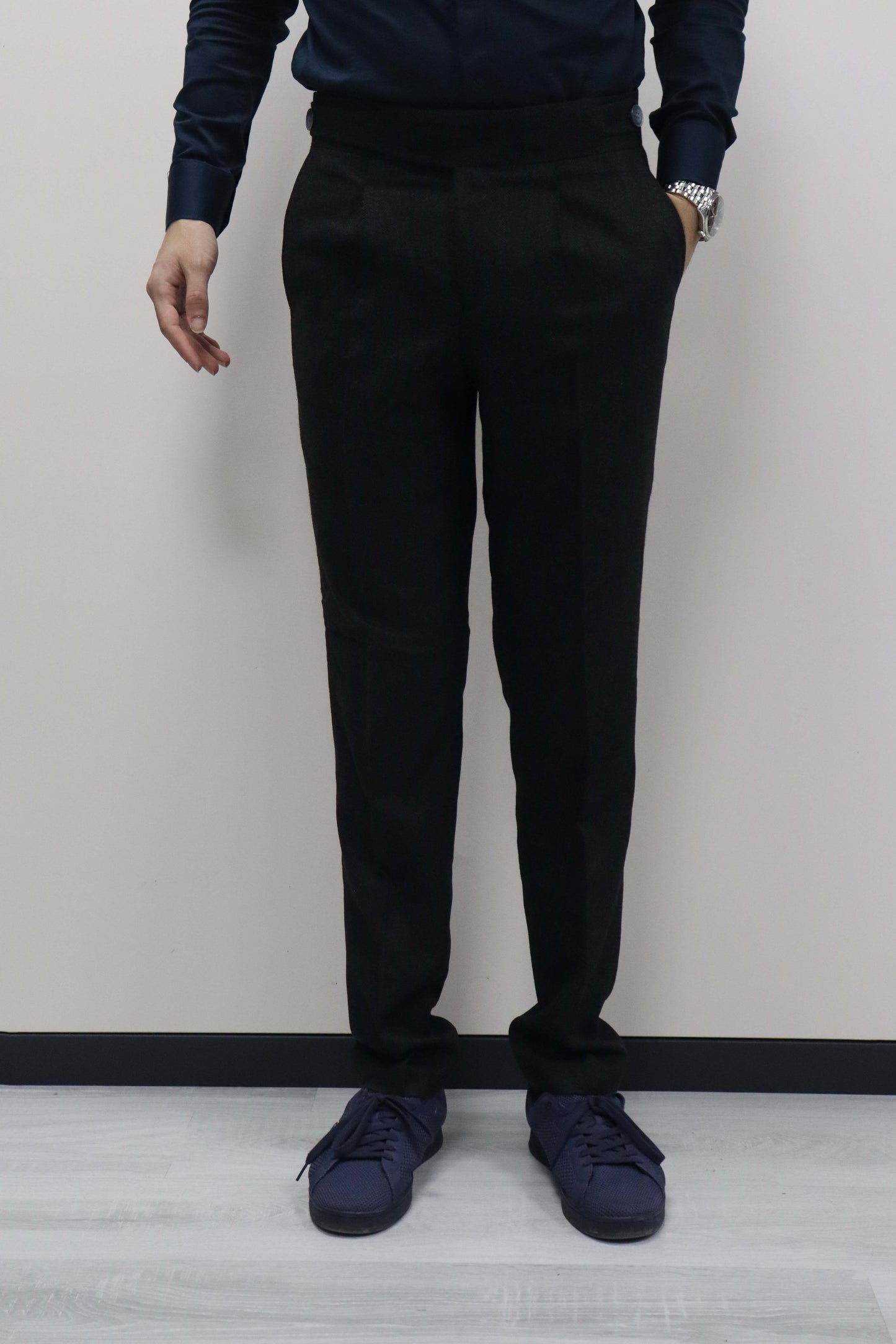 Daniel Voi Siyah İtalyan Kesim Yan Düğmeli Pileli Şık Kumaş Pantolon