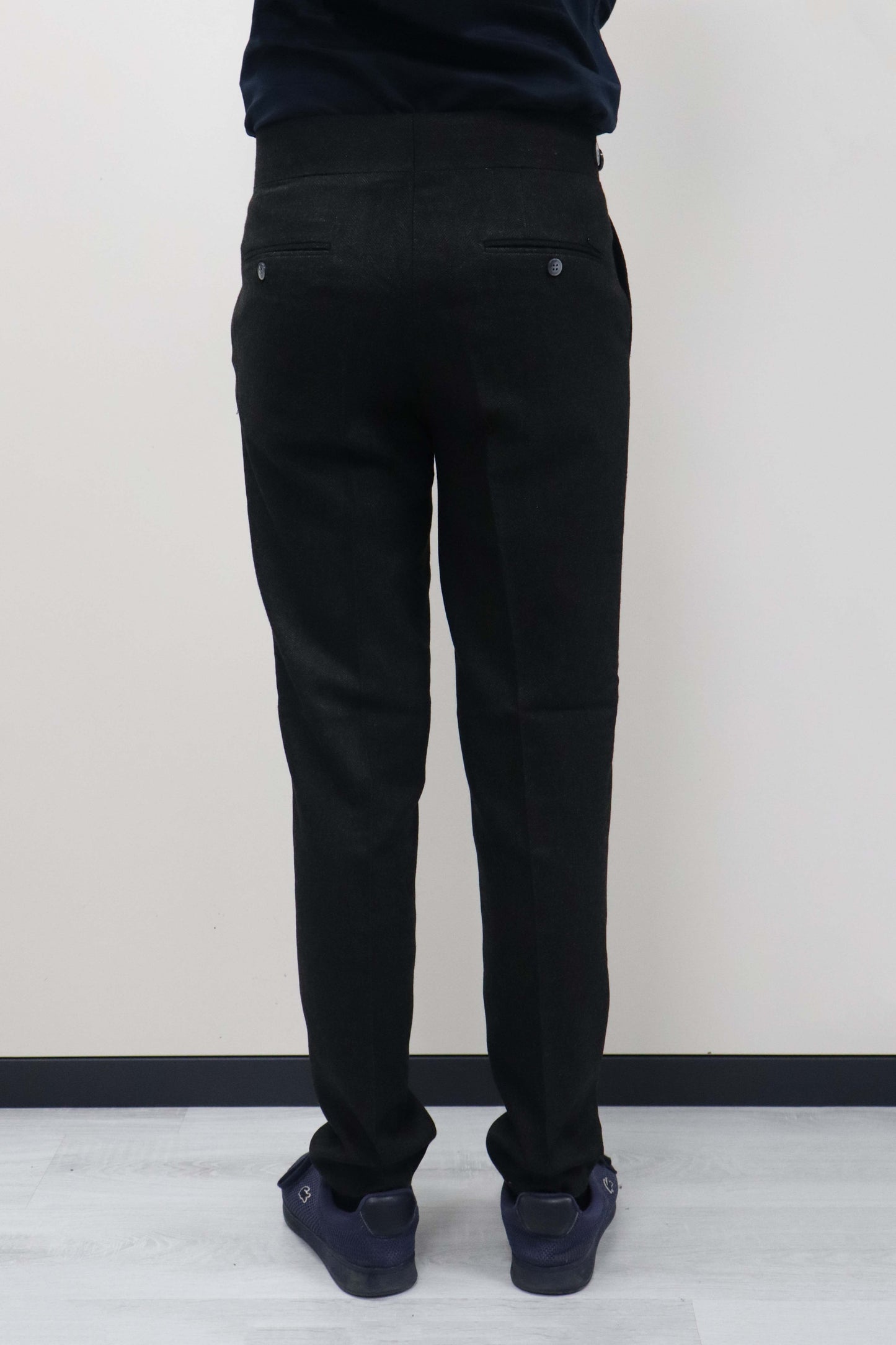 Daniel Voi Siyah İtalyan Kesim Yan Düğmeli Pileli Şık Kumaş Pantolon